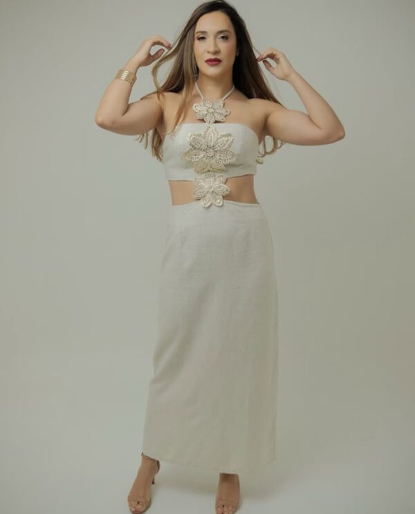 Vestido Midi Frente Única com Flores - Lança Perfume